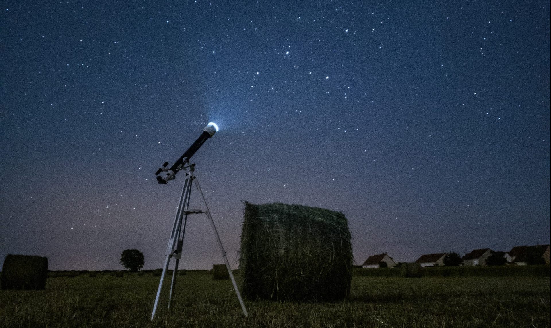 Eid 2023: All you need to know about crescent moon sighting in Islam